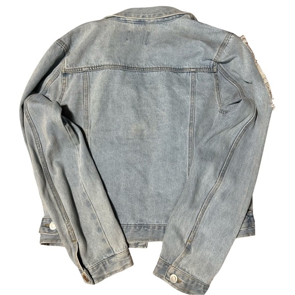 Love Tree Distressed Denim Jacket Women’s Large 100% Cotton - Picture 4 of 6